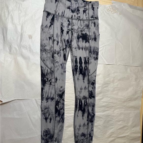 Align HR Pant 25" Cool Size 4 Grey white black - Picture 3 of 6